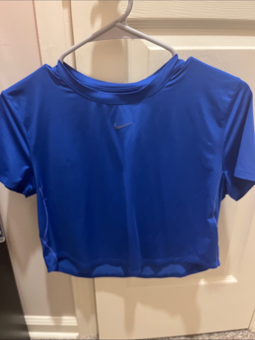 Nike Women's Blue Performance Crop Tee